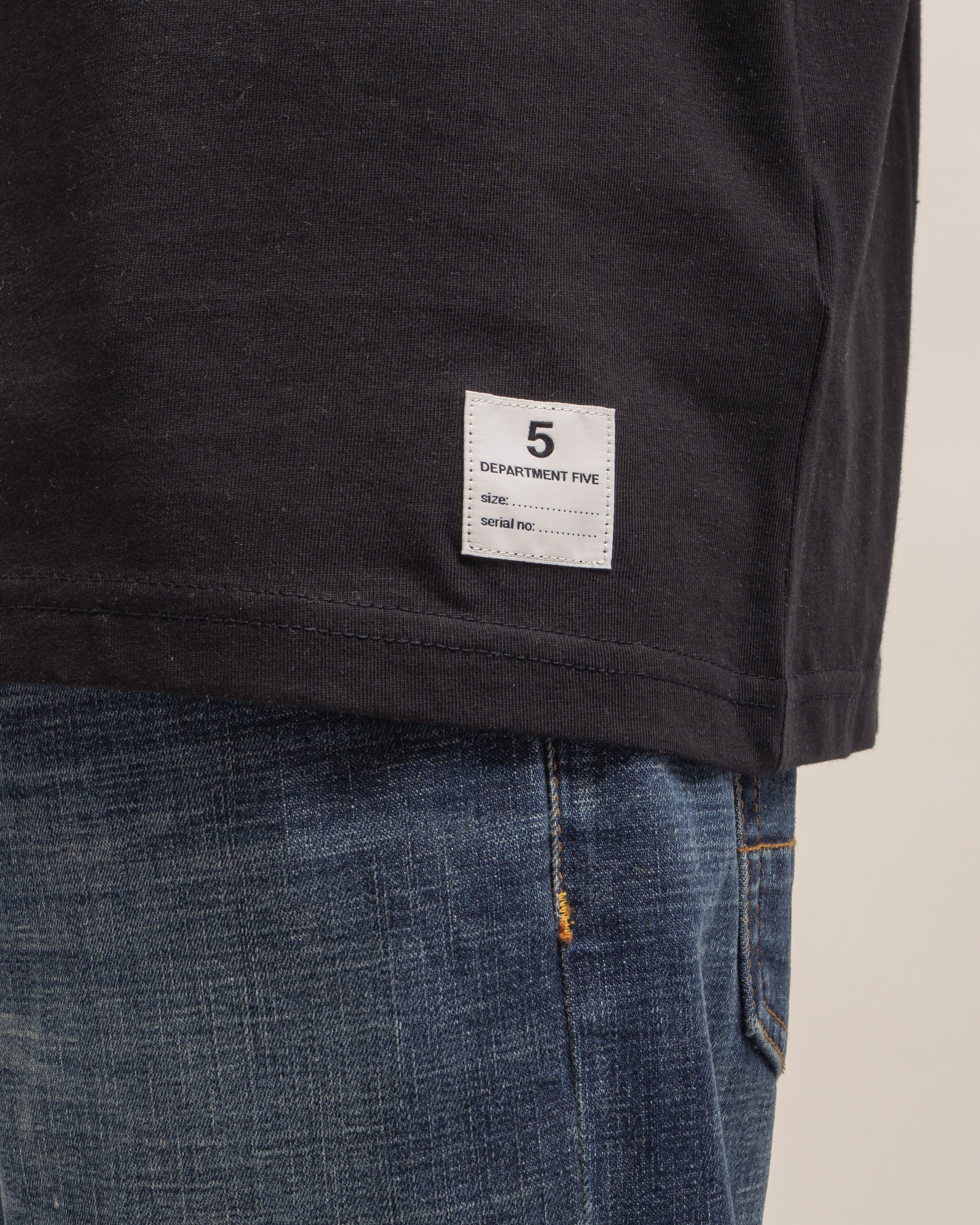 Bold short-sleeved t-shirt
